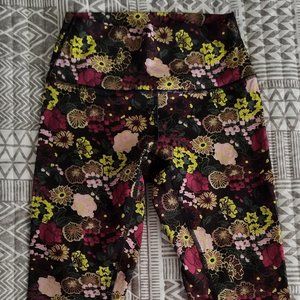 Lululemon floral legging.